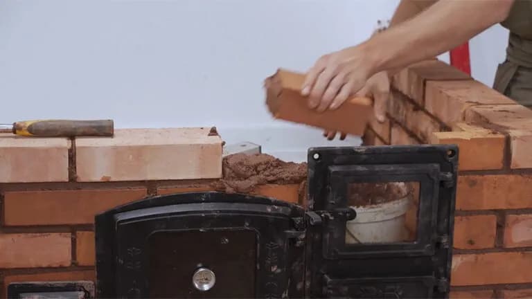 Jak zbudować piec kuchenny z cegły - uniknij kosztownych błędów