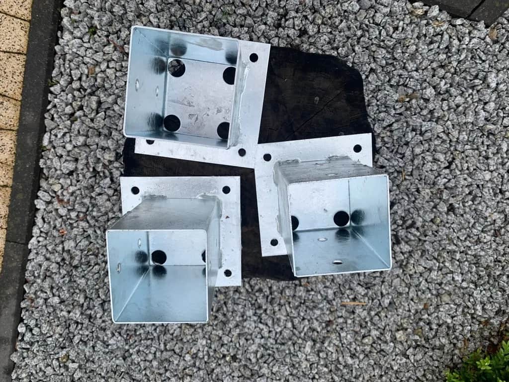 Najlepsze kotwy do pergoli w Castorama - wybierz idealne rozwiązanie