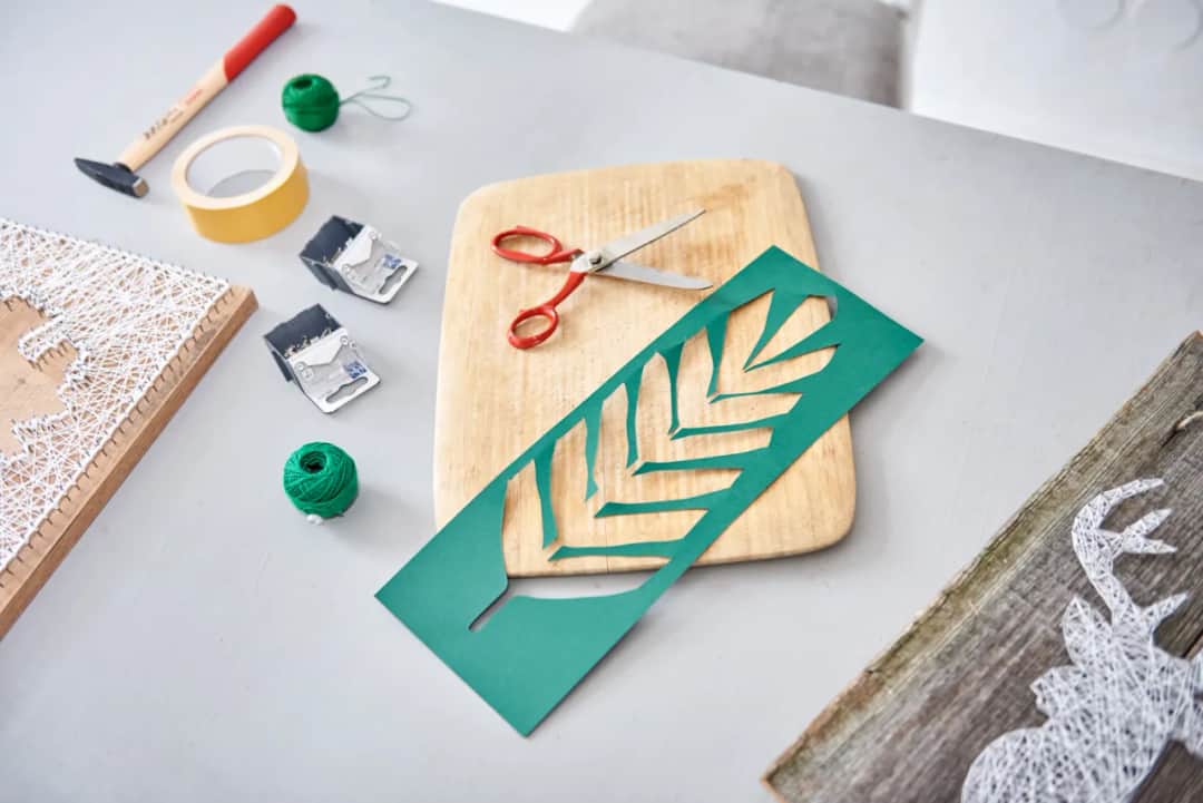 Jak zrobić obraz z gwoździ i nici – prosty sposób na unikalną dekorację