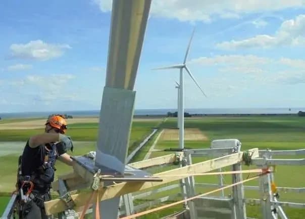 Jak zrobić łopaty do elektrowni wiatrowej - proste metody i porady