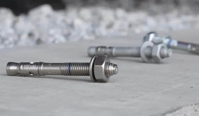 Kotwa nierdzewna: Jak uniknąć najczęstszych błędów przy montażu